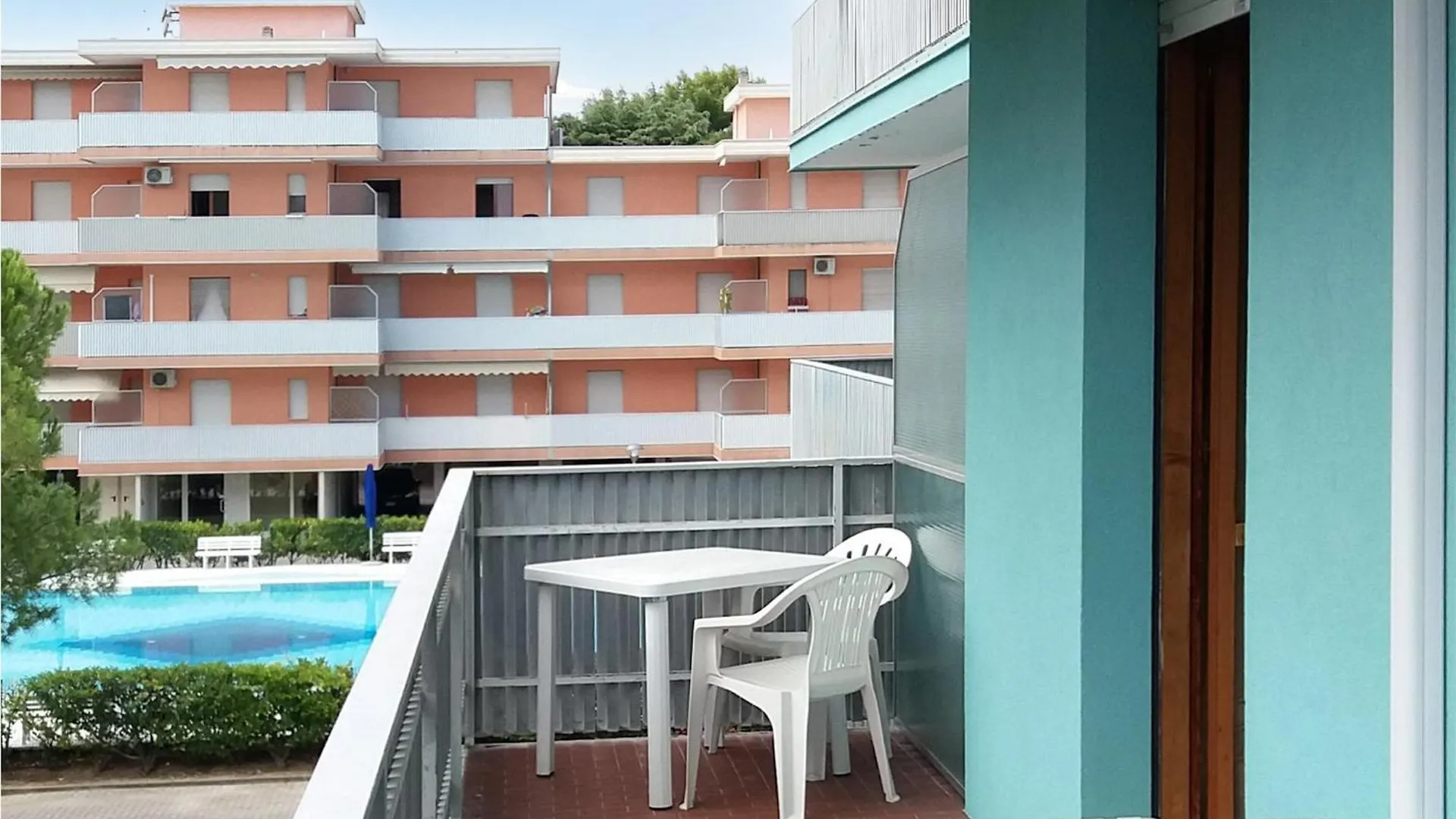 Beautiful Apartment In Bibione With Kitchenette Italy